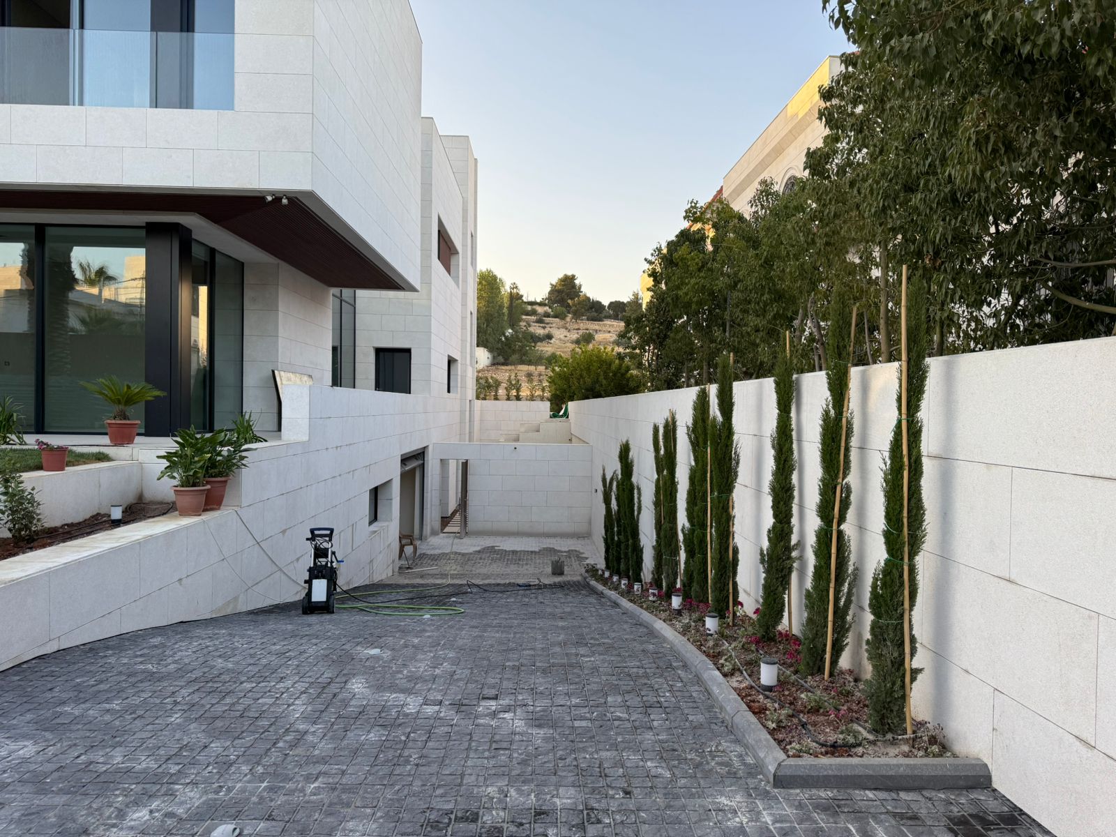 2025 06 01 at 18.09.24